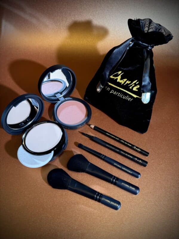 Trousse de maquillage homme tête de star