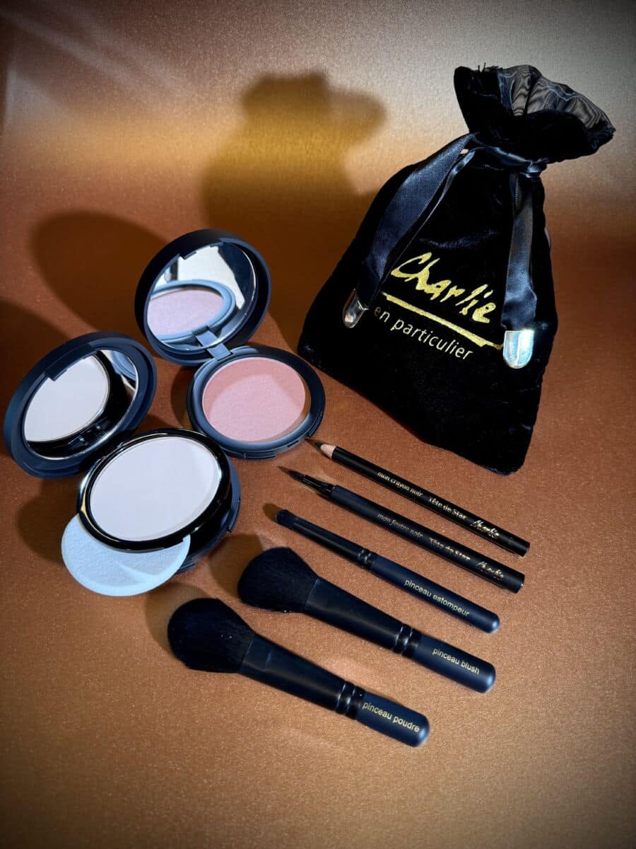 Trousse de maquillage homme tête de star